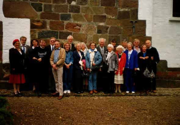 Slægten foran Nørre Nebel Kirke, 1991.